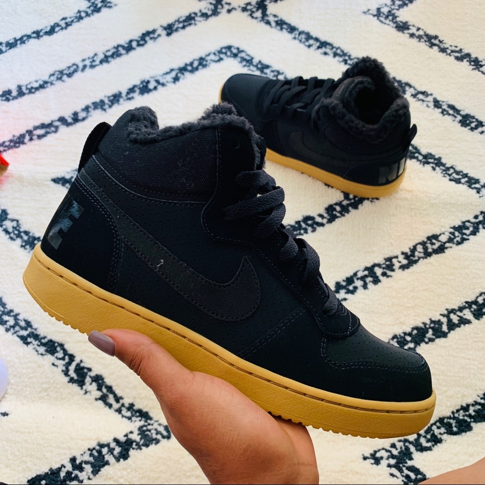 Nike Court Borough Mid winter - Picture 2 of 9